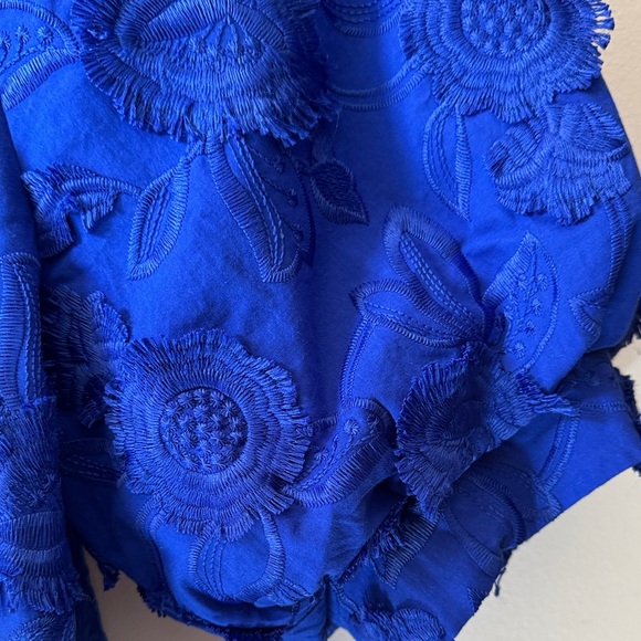 Chico's Cobalt Blue Floral Appliqué Puff-Sleeve Button Up Scoop Neck Blouse -XL - Picture 6 of 15